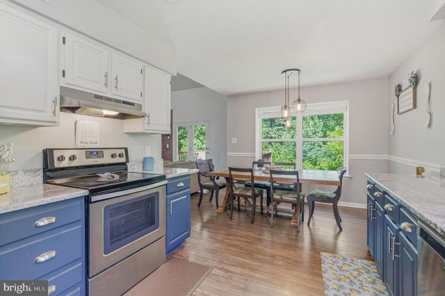 506 AUGUSTA DR, Coatesville, PA 19320