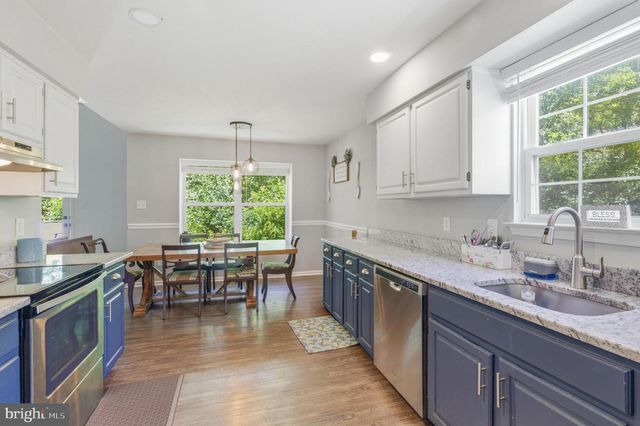 506 AUGUSTA DR, Coatesville, PA 19320