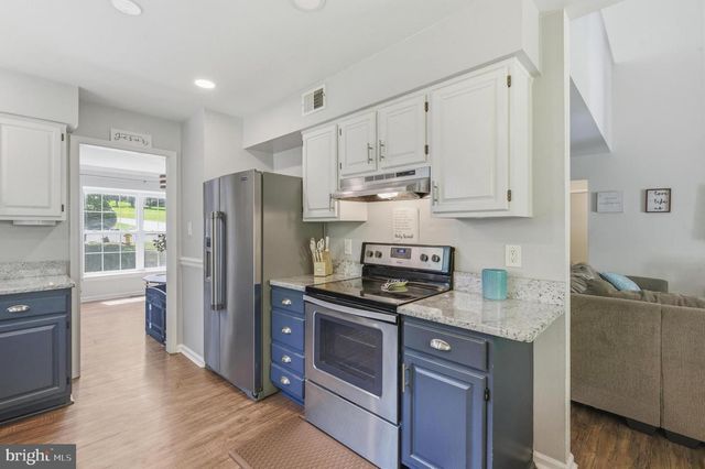 506 AUGUSTA DR, Coatesville, PA 19320