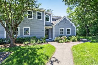 402 Tuckers Ln 402, Hingham, MA 02043
