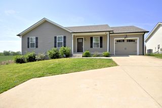 1025 Hugh Hunter Rd, Oak Grove, KY 42262