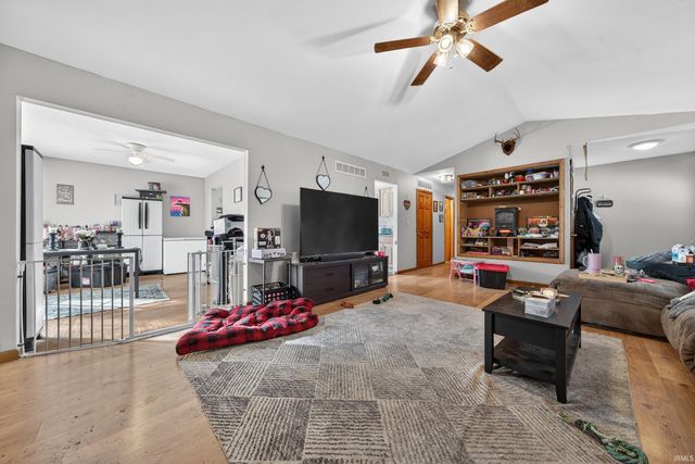 3491 E 200 N, Peru, IN 46970