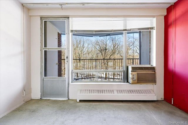 90-60 Union Turnpike 4F, Glendale, NY 11385