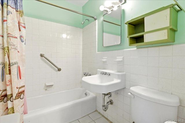 90-60 Union Turnpike 4F, Glendale, NY 11385