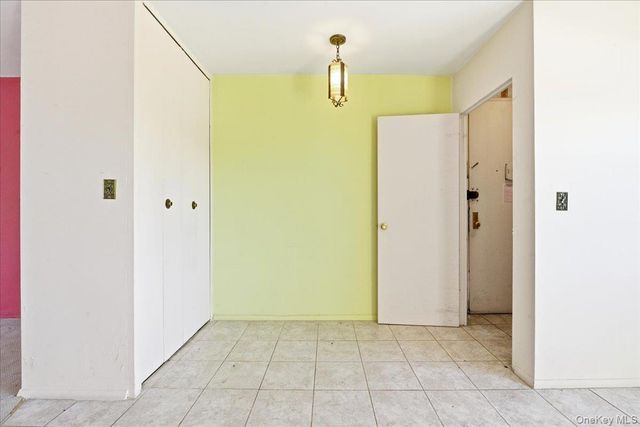 90-60 Union Turnpike 4F, Glendale, NY 11385