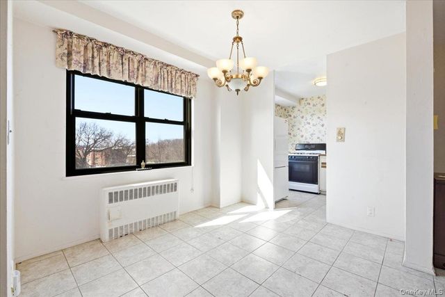 90-60 Union Turnpike 4F, Glendale, NY 11385