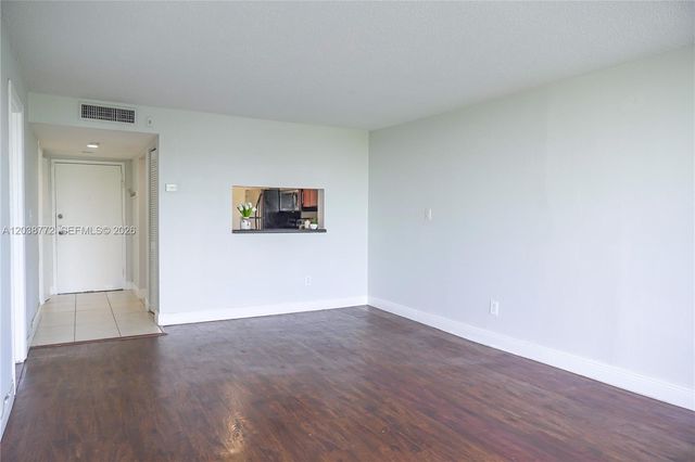 482 NW 165th St Rd A504, Miami, FL 33169