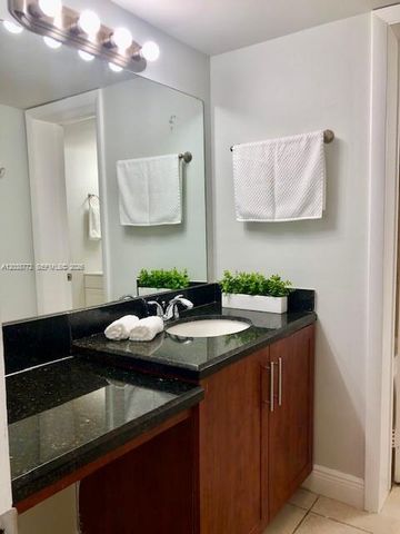 482 NW 165th St Rd A504, Miami, FL 33169