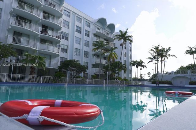 482 NW 165th St Rd A504, Miami, FL 33169