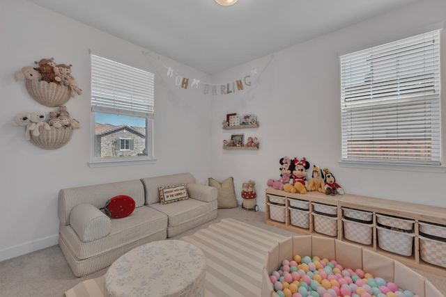 5049 Gold Rush Dr, Folsom, CA 95630