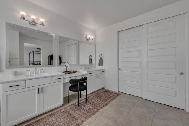 5049 Gold Rush Dr, Folsom, CA 95630