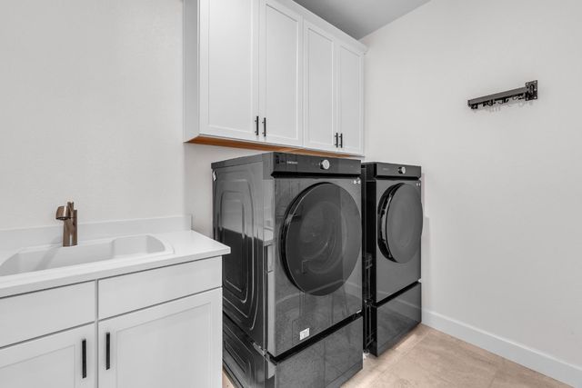 5049 Gold Rush Dr, Folsom, CA 95630