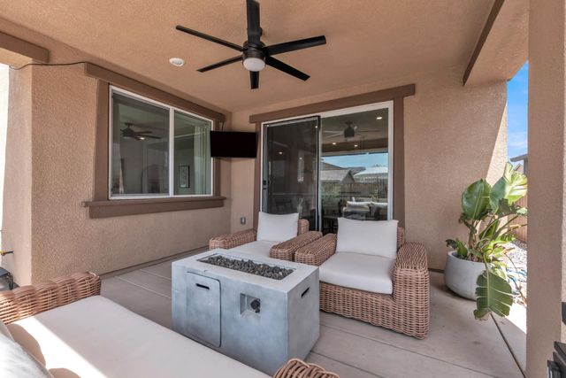5049 Gold Rush Dr, Folsom, CA 95630