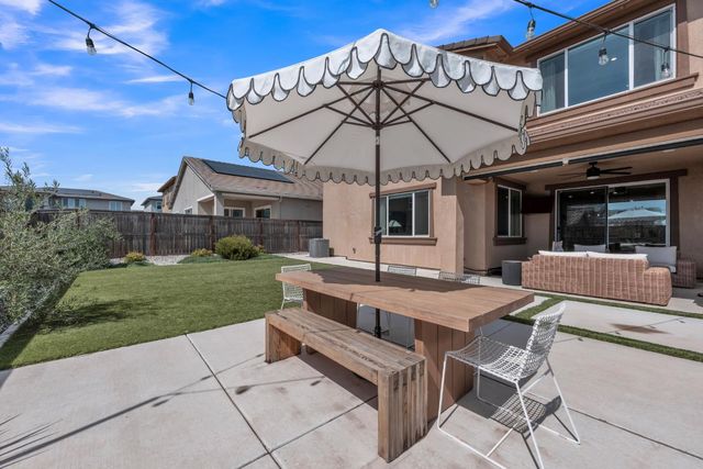 5049 Gold Rush Dr, Folsom, CA 95630
