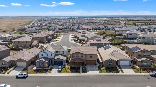 5049 Gold Rush Dr, Folsom, CA 95630