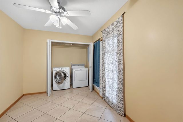 2022 Spinnaker Drive, League City, TX 77573