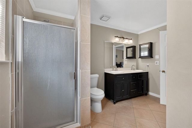 2022 Spinnaker Drive, League City, TX 77573