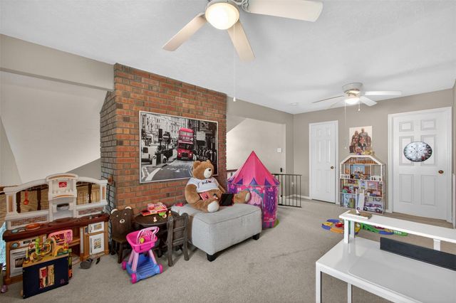 2022 Spinnaker Drive, League City, TX 77573