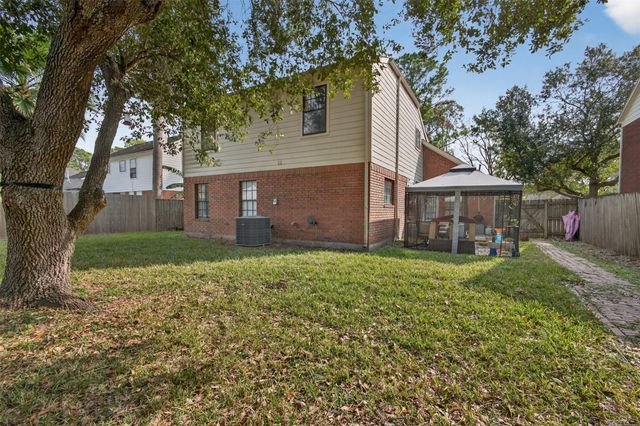 2022 Spinnaker Drive, League City, TX 77573