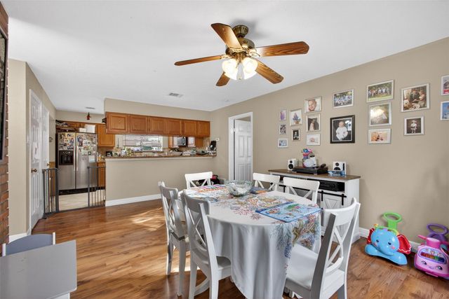 2022 Spinnaker Drive, League City, TX 77573