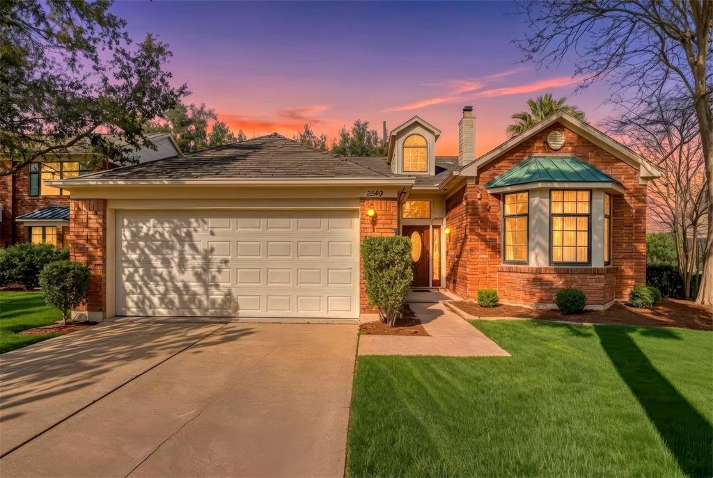 2022 Spinnaker Drive, League City, TX 77573