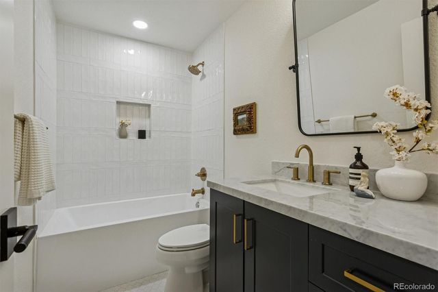 4872 Country Club Way, Boulder, CO 80301