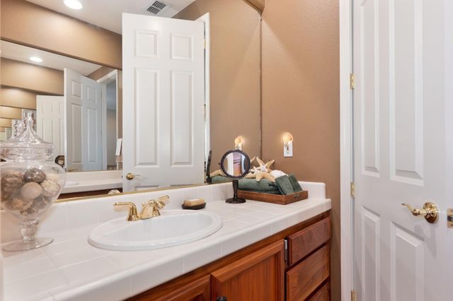 5057 Mertola Dr, El Dorado Hills, CA 95762