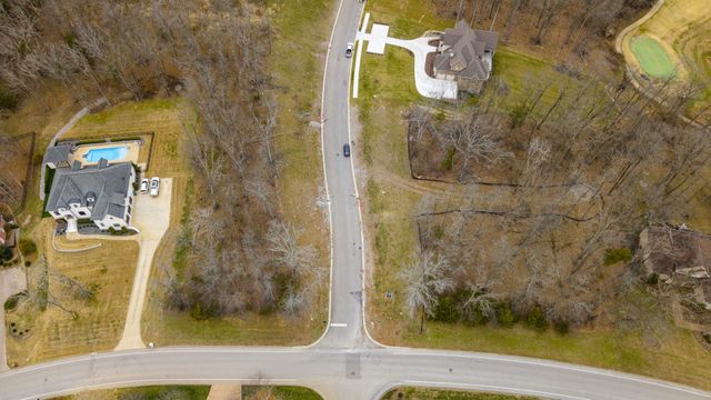 602 Five Oaks Blvd, Lebanon, TN 37087