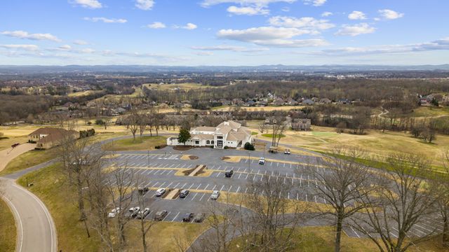 602 Five Oaks Blvd, Lebanon, TN 37087