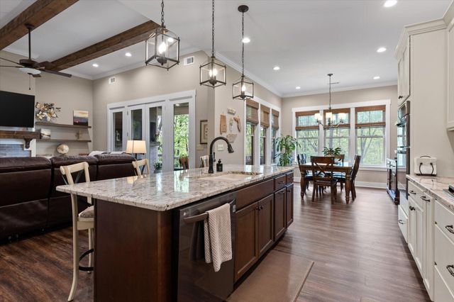 5114 Virginia Pine Road, Signal Mountain, TN 37377