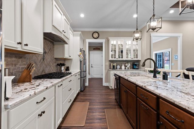 5114 Virginia Pine Road, Signal Mountain, TN 37377