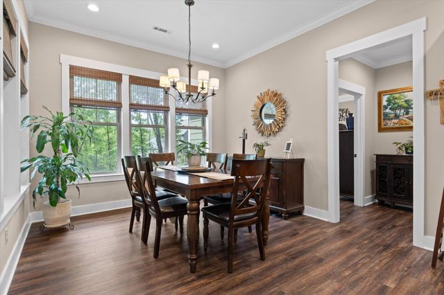 5114 Virginia Pine Road, Signal Mountain, TN 37377