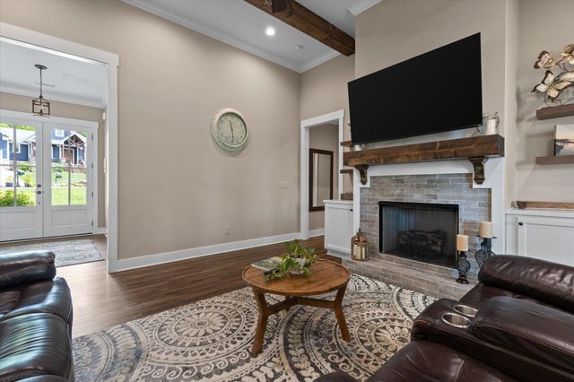 5114 Virginia Pine Road, Signal Mountain, TN 37377