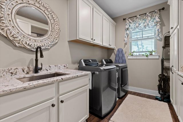 5114 Virginia Pine Road, Signal Mountain, TN 37377