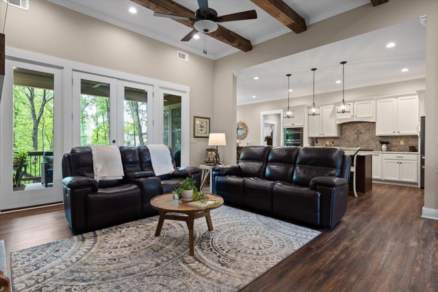 5114 Virginia Pine Road, Signal Mountain, TN 37377