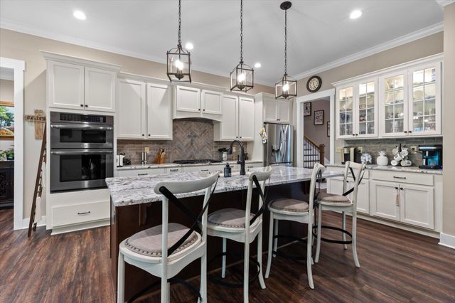 5114 Virginia Pine Road, Signal Mountain, TN 37377