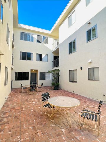 700 Westmount Drive 202, West Hollywood, CA 90069
