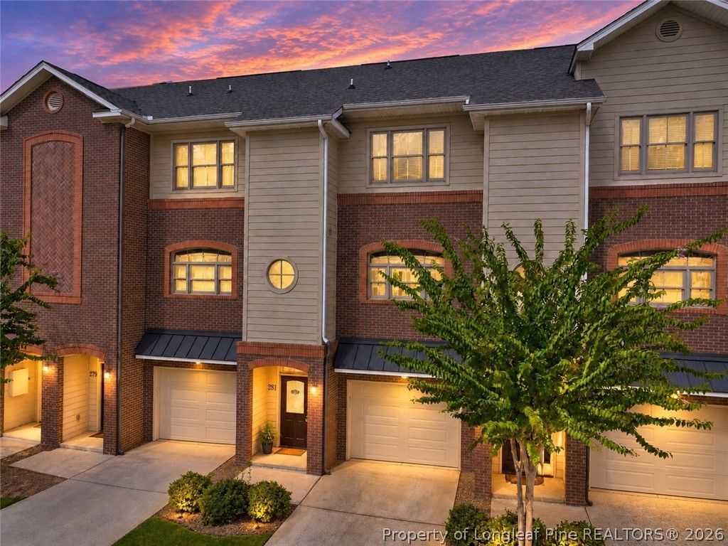 281 Hugh Shelton Loop, Fayetteville, NC 28301 — exterior