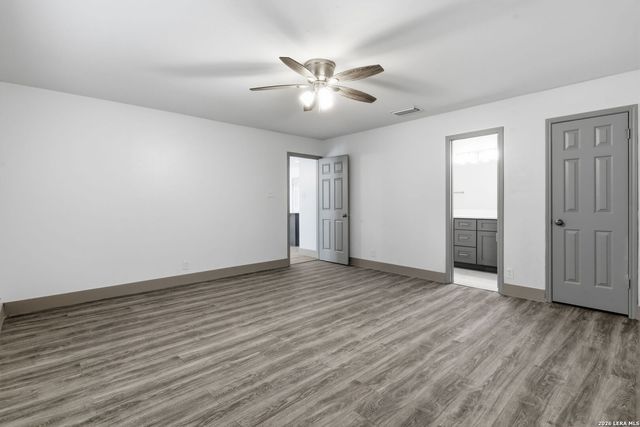 9622 Barbwire, San Antonio, TX 78254