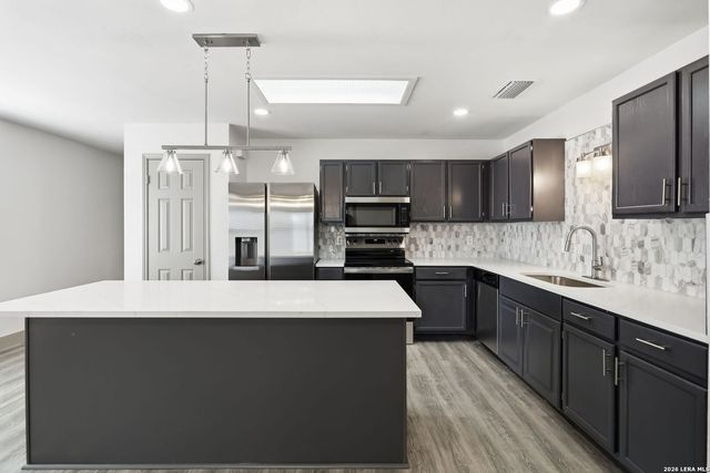 9622 Barbwire, San Antonio, TX 78254