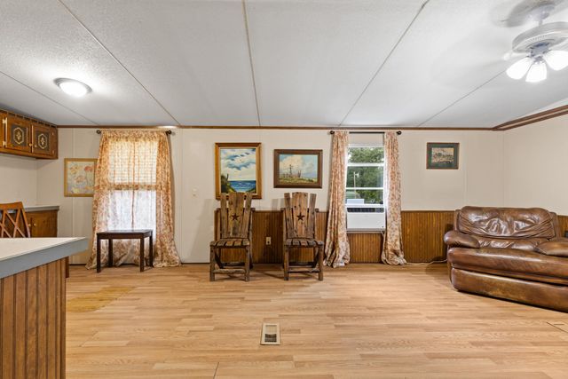 91 W County Road 4112, Atlanta, TX 75551