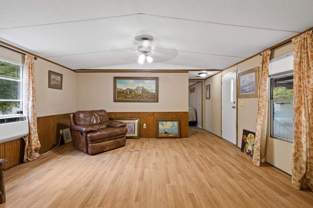 91 W County Road 4112, Atlanta, TX 75551