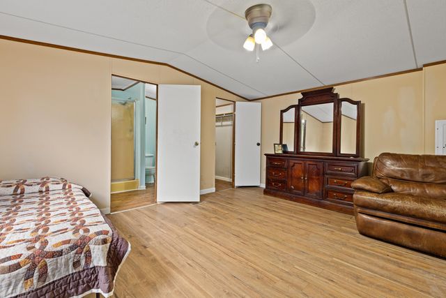 91 W County Road 4112, Atlanta, TX 75551