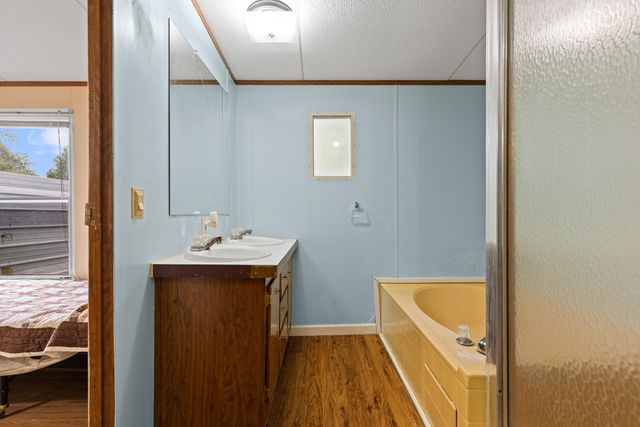 91 W County Road 4112, Atlanta, TX 75551