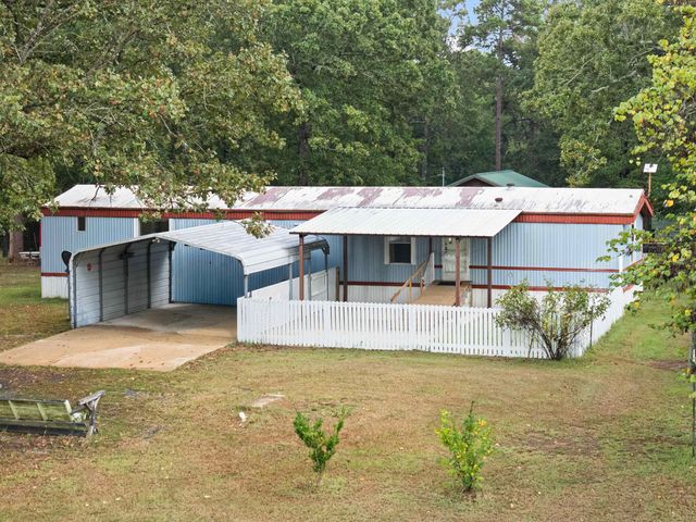 91 W County Road 4112, Atlanta, TX 75551