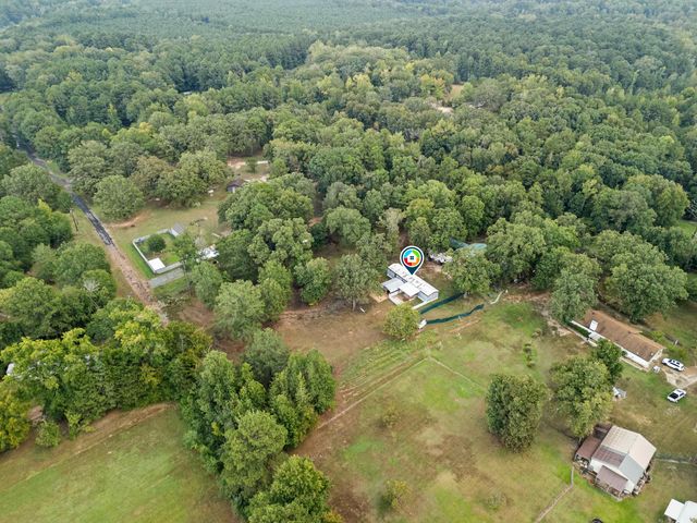 91 W County Road 4112, Atlanta, TX 75551