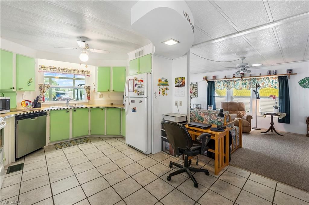 280 Grassy Key LN, NAPLES, FL 34114 — photo 3