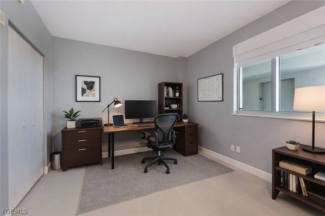 3000 Oasis Grand BLVD 2405, Fort Myers, FL 33916