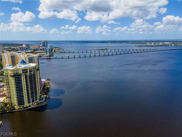 3000 Oasis Grand BLVD 2405, Fort Myers, FL 33916