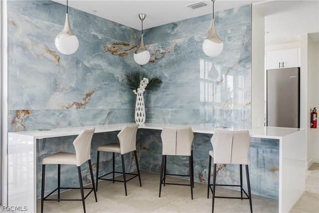 3000 Oasis Grand BLVD 2405, Fort Myers, FL 33916